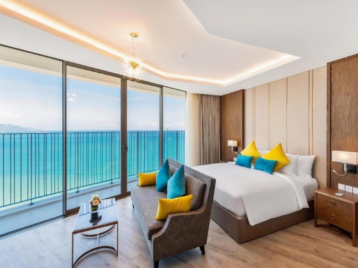 Panorama Lyn Beachfront Apartment Nha Trang Kültér fotó