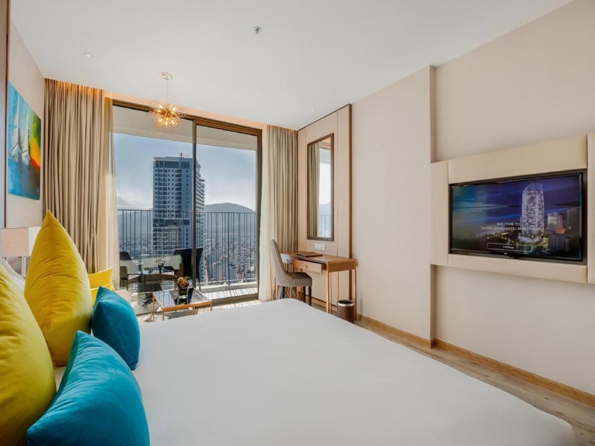 Panorama Lyn Beachfront Apartment Nha Trang Kültér fotó